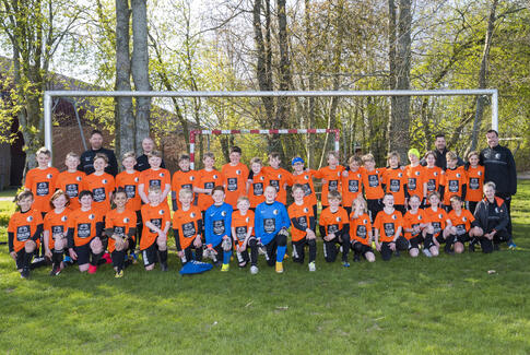 Nyt spillertøj fra Duus Tømrer til 38 spillere