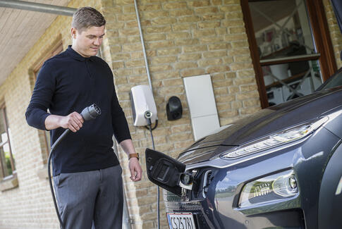 OK udvider løsning til elbilejere