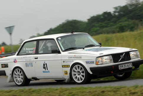 Rally Team Mejer tog en del af pokalerne ved hjemmeklubbens jubilæumsløb