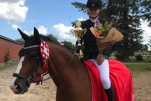 Stort stævne med kåring af 2021 klubmestrene i Molger Rideklub