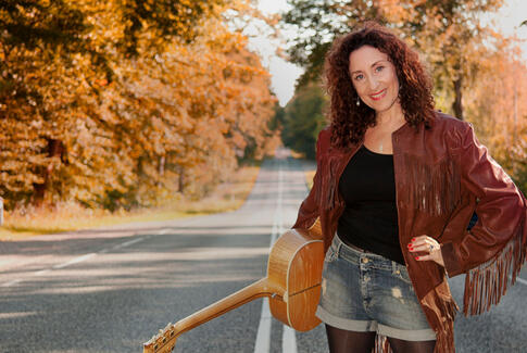 Oplev en levende country-legende i Tebstrup