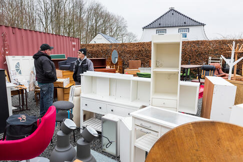 Oprydningssalg i Hovedgård