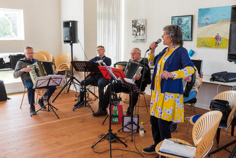 Musik lokkede mange til Kirkehuset i Søvind