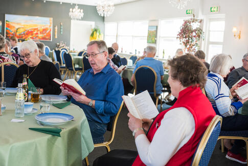 Bøf og banko er sagen