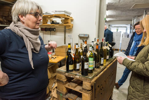 Fuld gang i lagersalget hos Propperiet