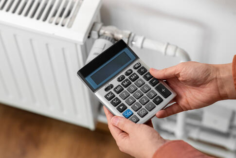 Høje energipriser - Sådan sparer du på forbruget og mindsker regningen