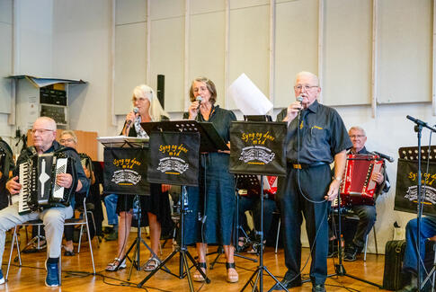 Mandagsmusik og dans