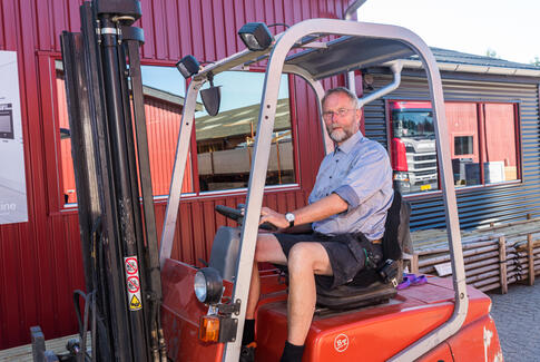 Hjalmer har været 40 år hos Gantrup Byggemarked