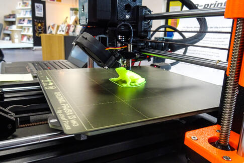 Hvor kommer de selvlysende grønne frøer fra?