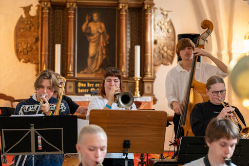 Lun efterårsjazz med Big Bandet i Lundum Kirke