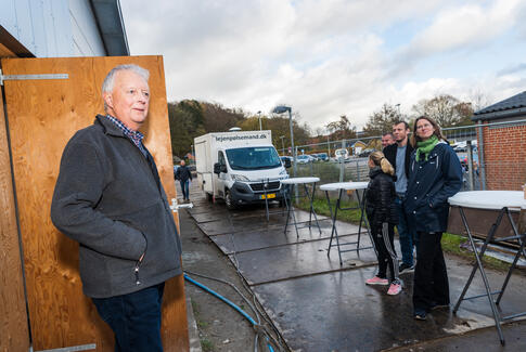 Svømmehallen er et hul i jorden