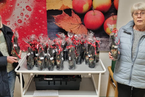 Venneforeningen ønsker beboerne på Søndergården og Klovenhøj glædelig Jul