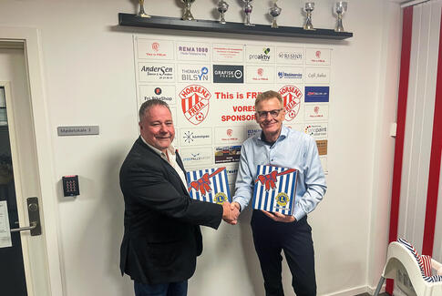 Borgmesteren købte Lions flotte julepakke