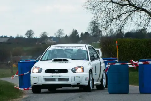 Lokal co-driver Jens Fisker tilbage i kampen ved Yding Rally Special