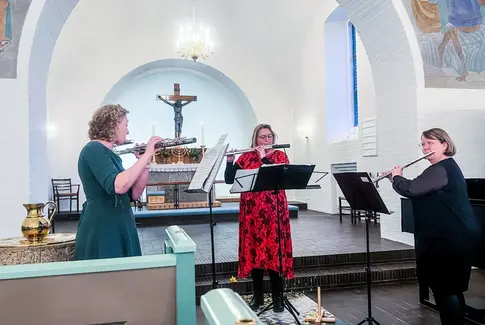 Må man fløjte i en kirke?