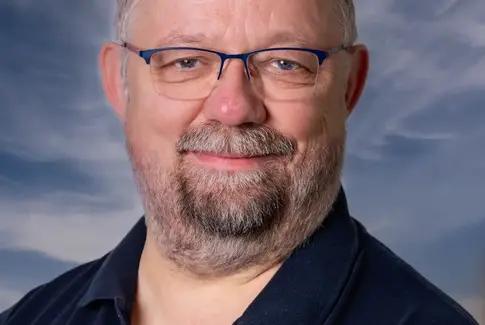 Østbirk Avis Østjydsk Avis inviterer alle til at blive stemmer i deres lokalsamfund