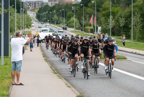 Fra Horsens til Paris: En rejse på to hjul for velgørenhed
