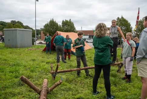 50 år med KFUM-spejderne i Egebjerg: Fra regnvejr til festfyrværkeri