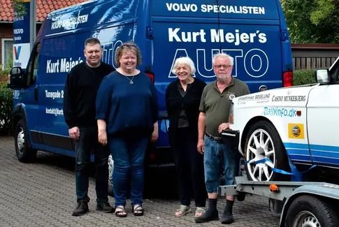 Far og søn styrer stærkt i to vilde Volvoer