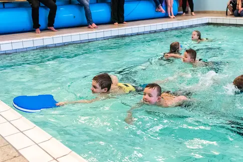 Hovedgård Svømning: Klubben der tager svømning til et nyt niveau