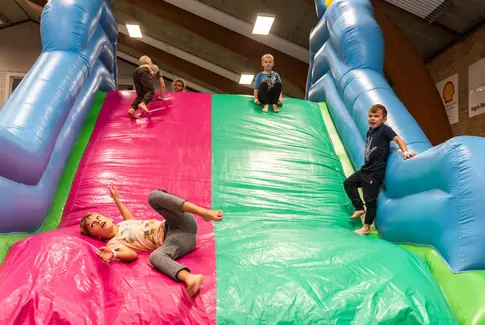 Efterårsmagi i Østbirk: Lokale helte gør det igen!