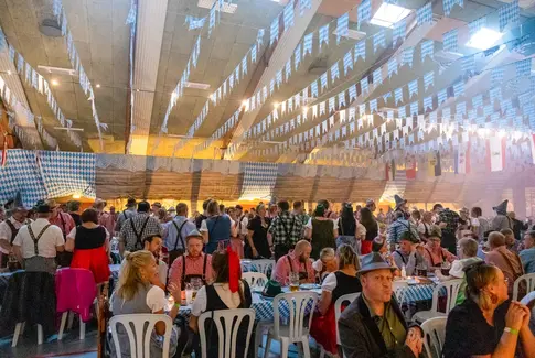 Hyldest til oktoberfesten i Østbirk