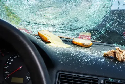 Det er ikke kun mobiltelefonen, der distraherer os i trafikken