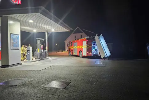 Brandvæsenet rykkede ud til OK tanken i Østbirk