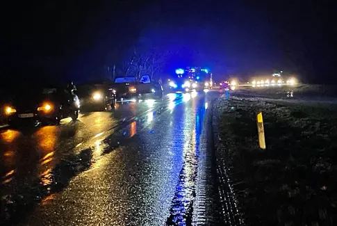 Færdselsuheld på Ydingvej, Østbirk: Vejen genåbnet efter trafikulykke