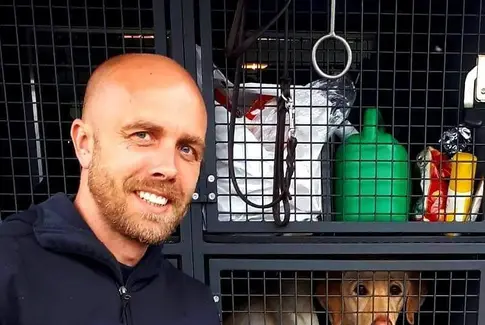 Fra hvalp til narkotikahund i Kriminalforsorgen: Et unikt indblik bag fængslets mure