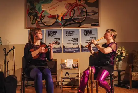 Masser af gang i Træden