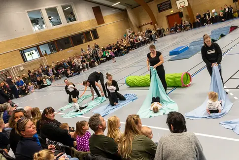 Spring ind i gymnastikkens verden: Østbirk Idrætsforenings store dag