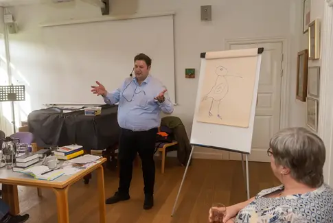 Tarteletfest og tankefuld tale: En forårsdag med fællesskab og filosofi