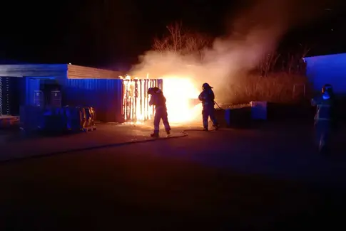 Brand ved Netto i Brædstrup hurtigt under kontrol