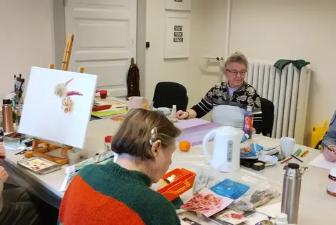 Kunstudstilling på Tinghuset: En palette af diversitet