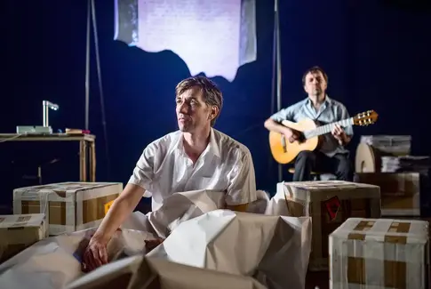 SCENE+ byder børnefamilier på gratis teater i Brædstrup, Gedved og Horsens