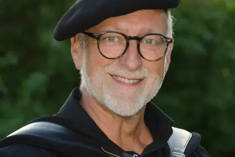 Flemming Både med harmonika og alpehue