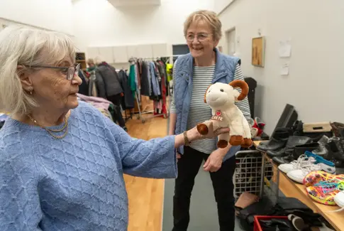 Røde Kors Loppemarked i Østbirk