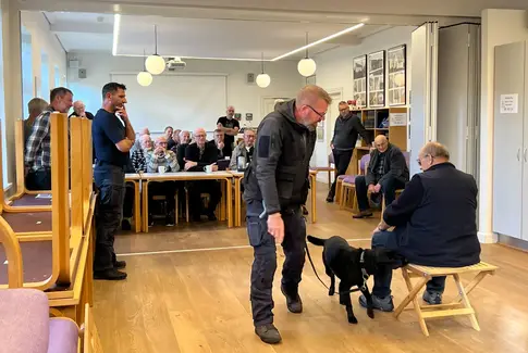 Narkohund i Østbirk Præstegård