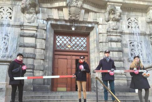 SFU har afspærret hovedtrappen til Christiansborg