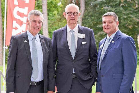 VELUX Gruppens CEO fratræder med udgangen af 2017