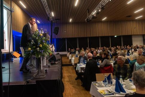 Multihal i Hovedgård får igen uventet støtte