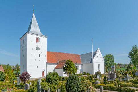 Fyldt kirke ved årets næstsidste sommerstafet i Søvind Kirke