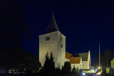 Julen starter i Østbirk kirke