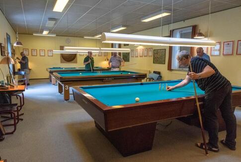 Billard er for alle i Hovedgård