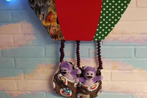 Kufferter fra Mary Fonden og Red Barnet gør Hassel-Huset i Gedved Fri for Mobberi