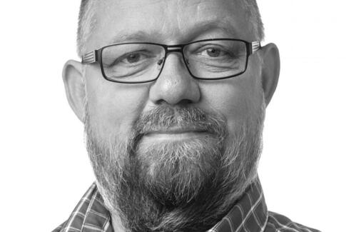 Lokal fotograf stiller op til byrådsvalget