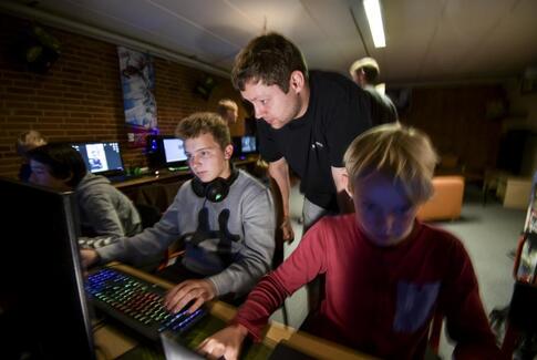 Esporten tordner frem i foreningerne