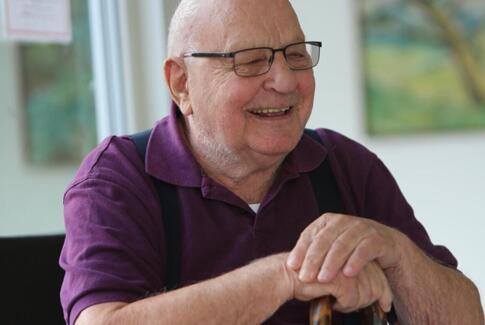 Mens Arnold venter på Birthe