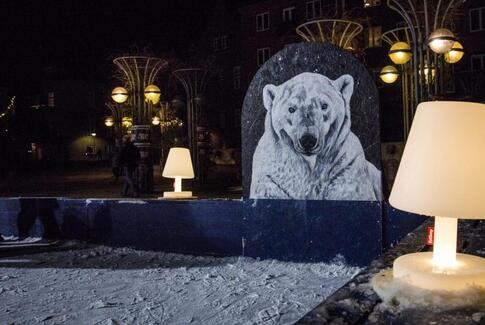 Nu åbner skøjtebanen på Rådhustorvet